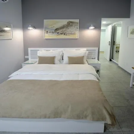 Hotel apartamentowy L Skanderbeg Square