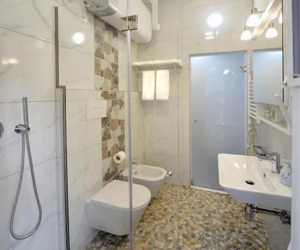 L Skanderbeg Square Lejlighedshotel